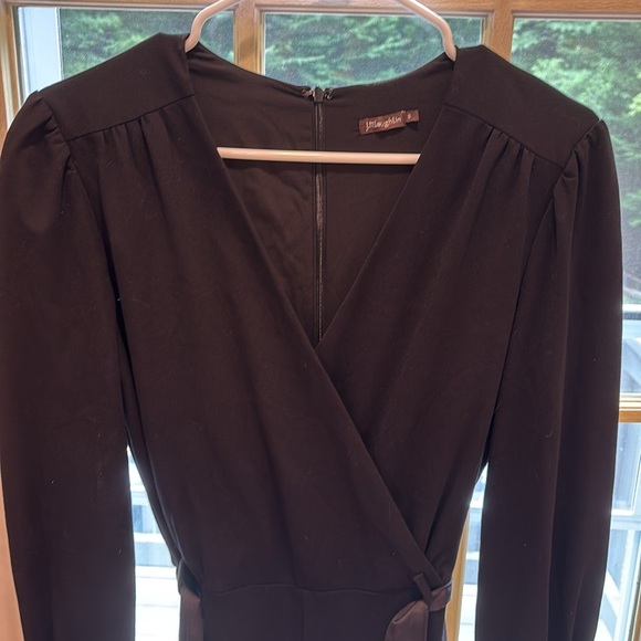 J McLaughlin Black Wrap jumpsuit with V-Neck - Picture 2 of 13